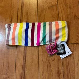 O’Neil bikini top with straps NWT$50 size Medium